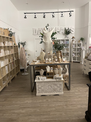 Daydreams Esthetics Spa & Academy