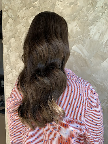 Lineage House Salon