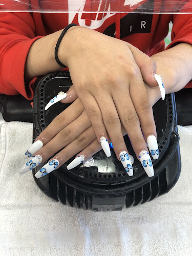 London Nails