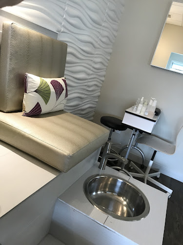 RE-NU Hair Salon And Spa
