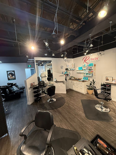 Ruwis' Hair, Beauty, Nails and Barbershop