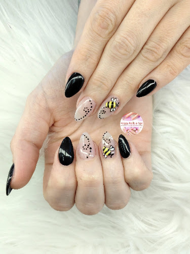 Happy Nails & Spa