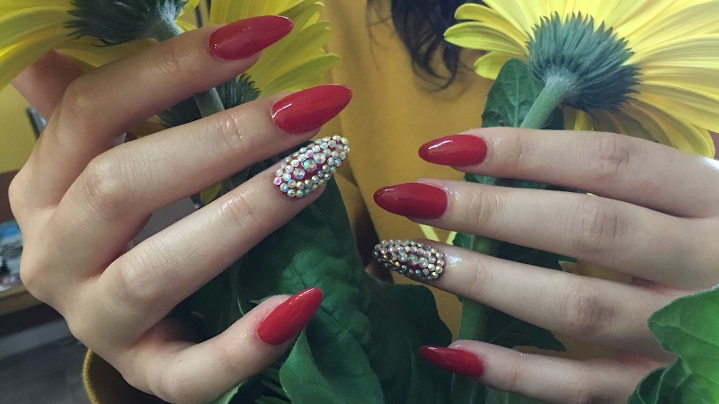 Lotus Nails