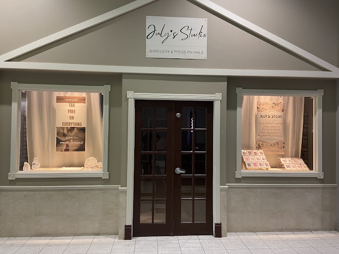 July's Studio, nail salon in St. John's, Newfoundland and Labrador