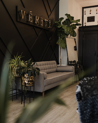 VÉRITÉ ATELIER