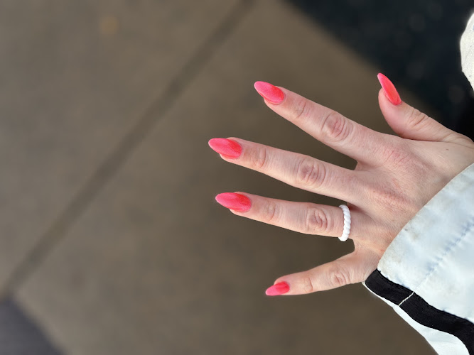 LA&A Nails