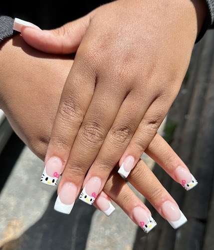 Polished Nails by Soleil