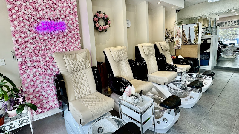 1998 Nails Bar