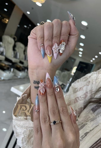 315 Pedi N Nails