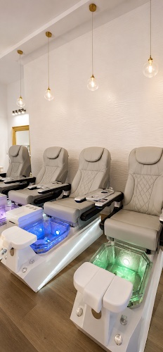 Amor by Giselle - Nail Boutique & Spa in Galt