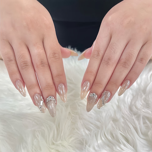 ARTISTIC NAILS and SPA