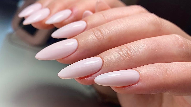 Atelier Beauty, nail salon in Rigaud, Ontario