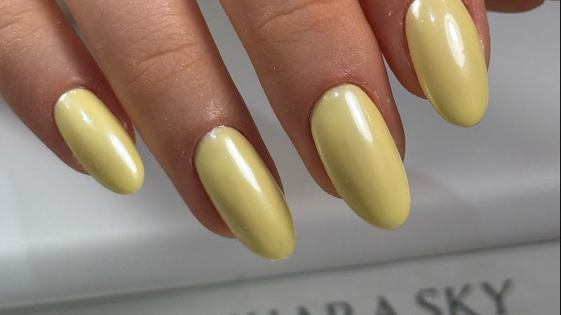 Aura Manicure & Pedicure Studio