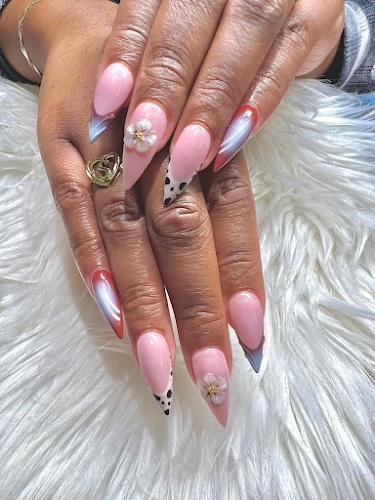 Barrie's Best Nails Salon