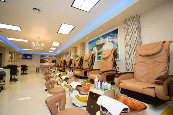 Beauty World Nails & Spa