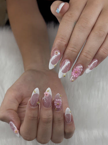 Bebe Nails & Spa
