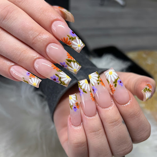 Belle Nails & Spa Alliston