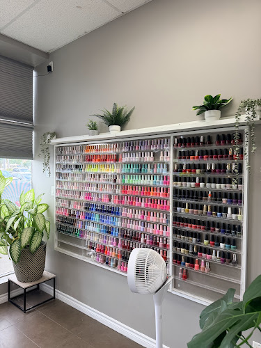 BES Nails & Spa