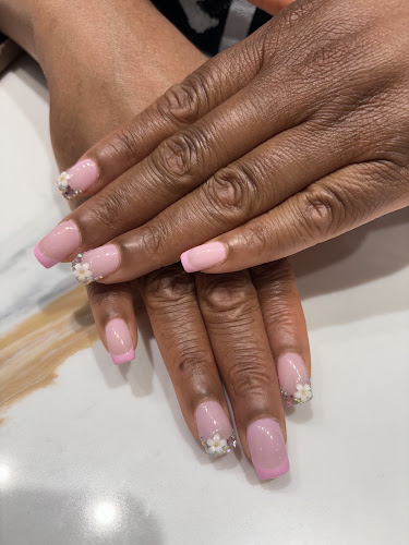 Beverly Nails and Beauty