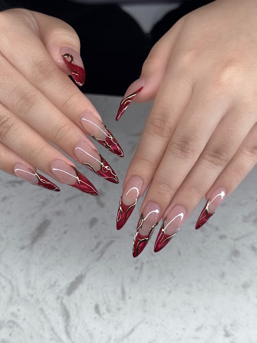 BLANC NAIL BAR