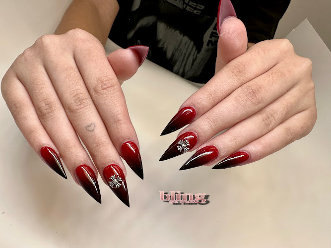 BLING NAIL STUDIO