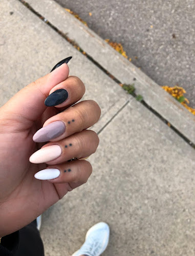 Bonheur Nails and Spa
