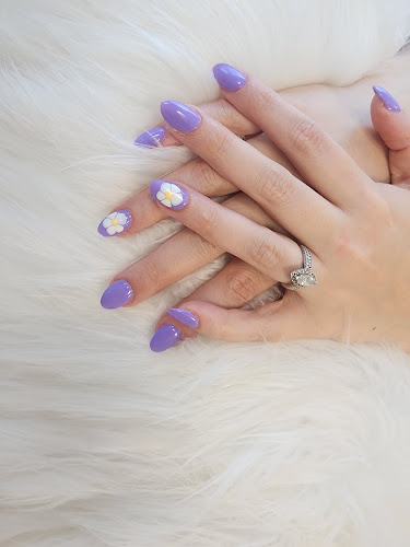 Cali Nails