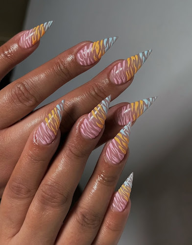 Candy Nail Bar
