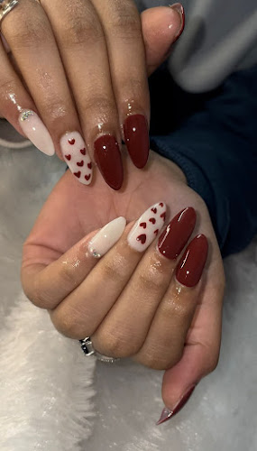 Chique-á-Dazzle