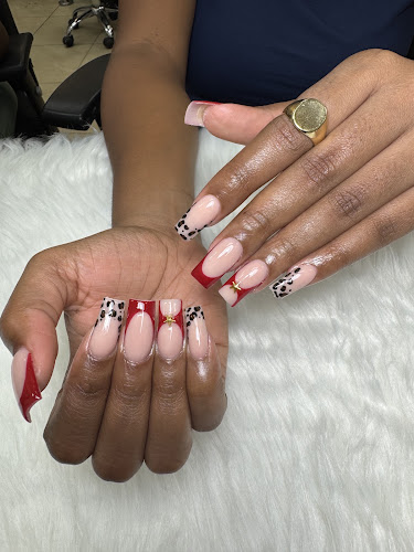 Claws By K