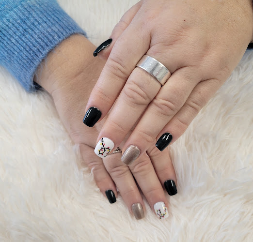 Cody's, nail salon in Espanola, Ontario