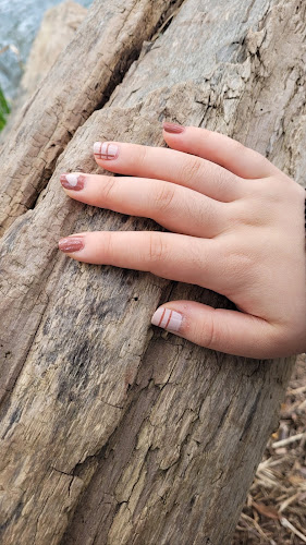 Cozy Nails