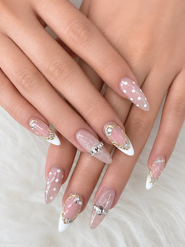 Crystal Nails and Beauty Bar