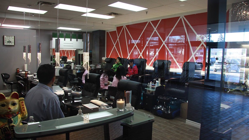 Cutting Edge Nails Salon