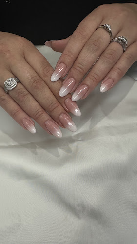 D & D Nails Salon