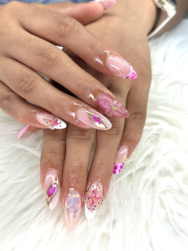 Daisy Nails Leamington
