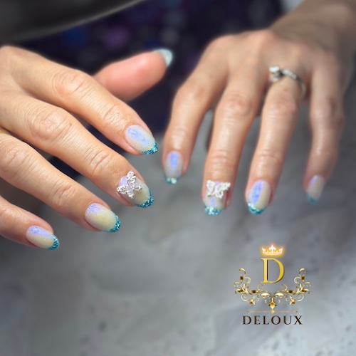 Deloux Nail Salon