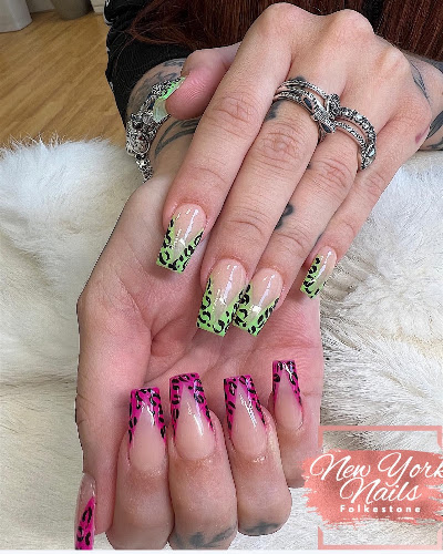 Diva Nails & Headspa
