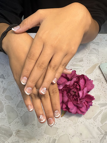 DK NAILS & HAIR