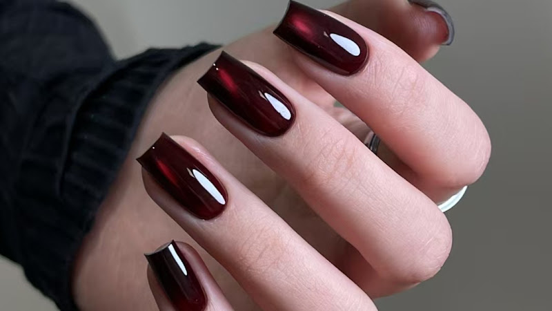 E.S Nail