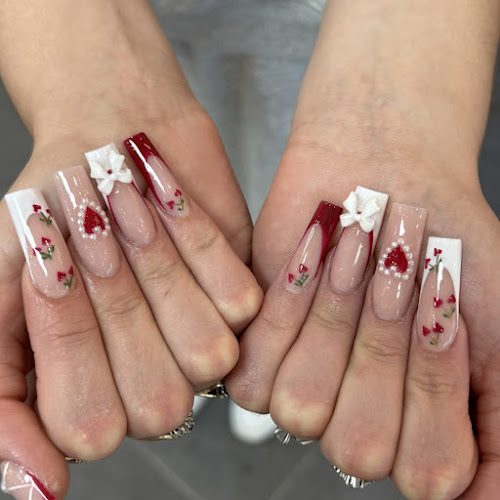 Elegant nails salon & spa