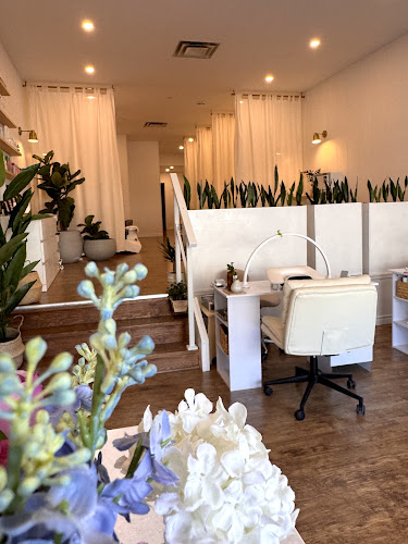 Elmira Nails & Wellness Spa