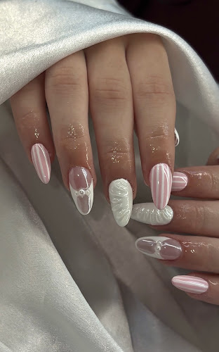 Eme Nails & Beauty