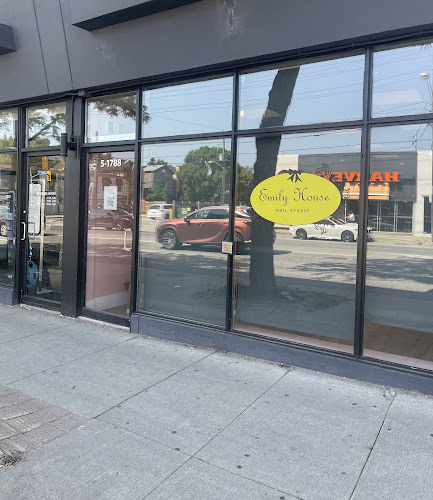 Emily House Nail Studio @ avenue