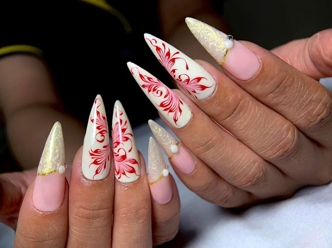 Emily Nail Salon