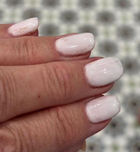 Endless Summer Tanning & Nail Lounge, nail salon in Prince Edward, Ontario