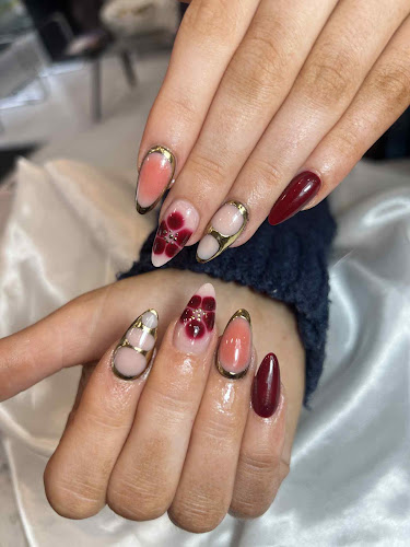 Eva Nails & Spa - Kleinburg