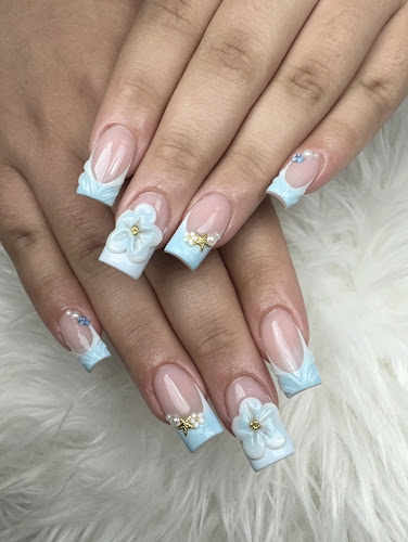 Extended Beauty Bar