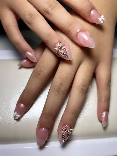 Fancy Nails Leamington