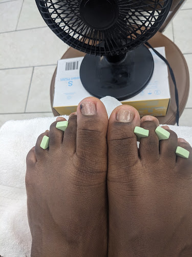 Fantasy Nails & Spa